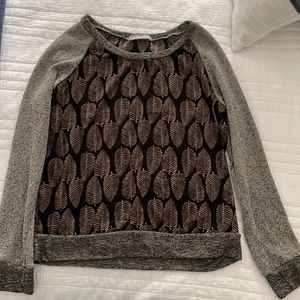 Olivia Moon leaf print top -M